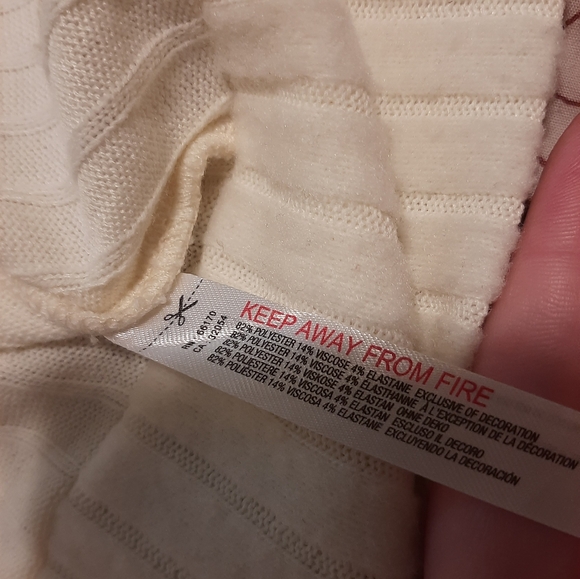 Out From Under Ribbed Cardigan - Picture 7 of 16